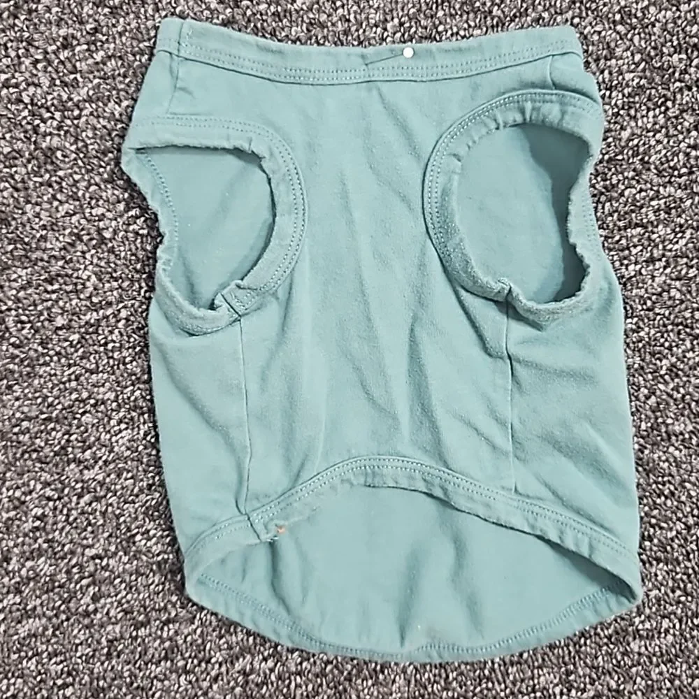 Pet Dog Shirt Size Medium 